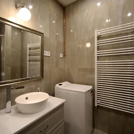 Denis Apartman Apartment
